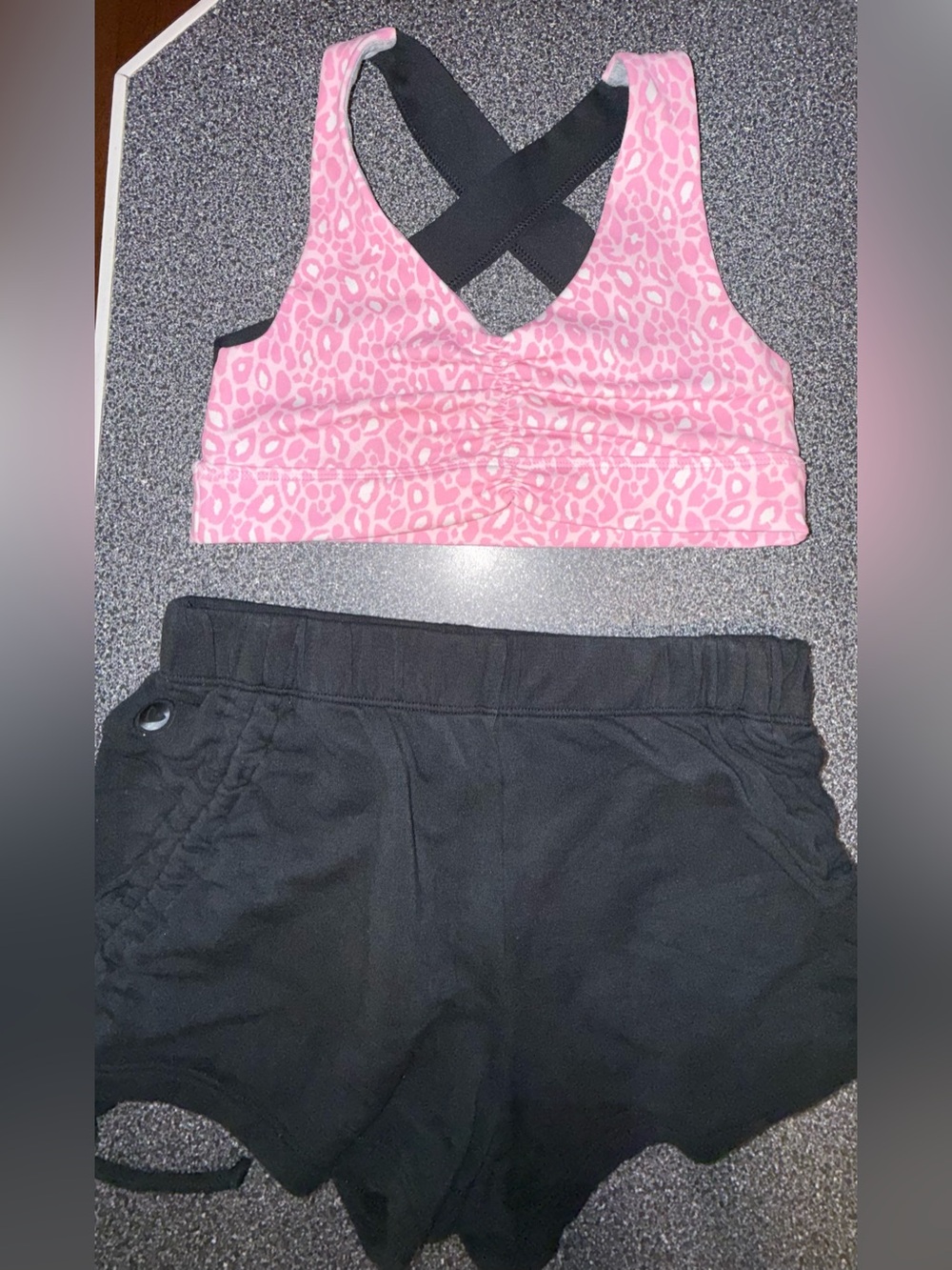 Sugar & Strut Girls' Pink Leopard Dance Bra & Black Shorts Set Size Youth Large